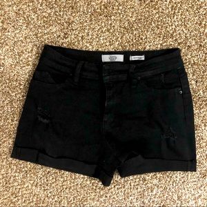 Wanna Betta Butt Black Jean Shorts